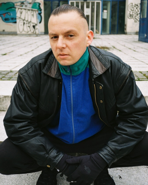 Fr 5.9.25 - 22:00 - Nista - Kalaszinco