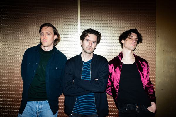 Do 16.4.26 - 21:00 - VERTIGO - SNIFF